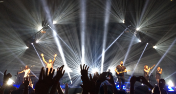 Hillsong United EMPIRES Single “Touch the Sky” Out Now